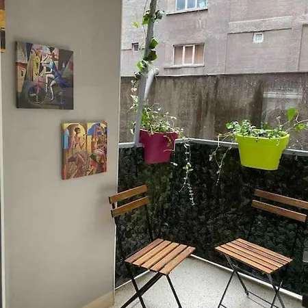 Double Near Square - 2 Balconies *