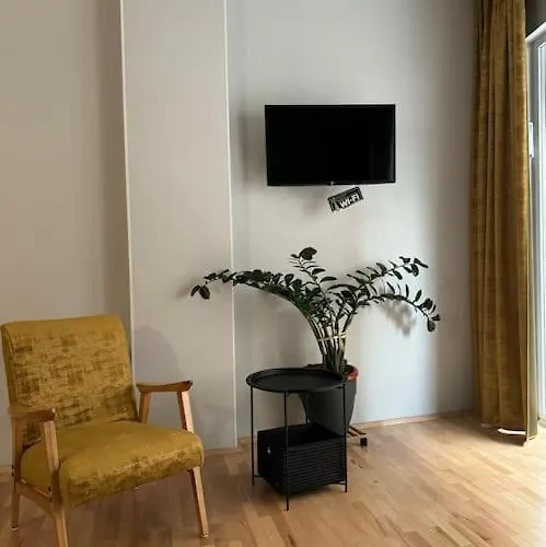 Double Near Square - 2 Balconies شقة بوخارست