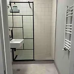 Double Near Square - 2 Balconies Appartement *